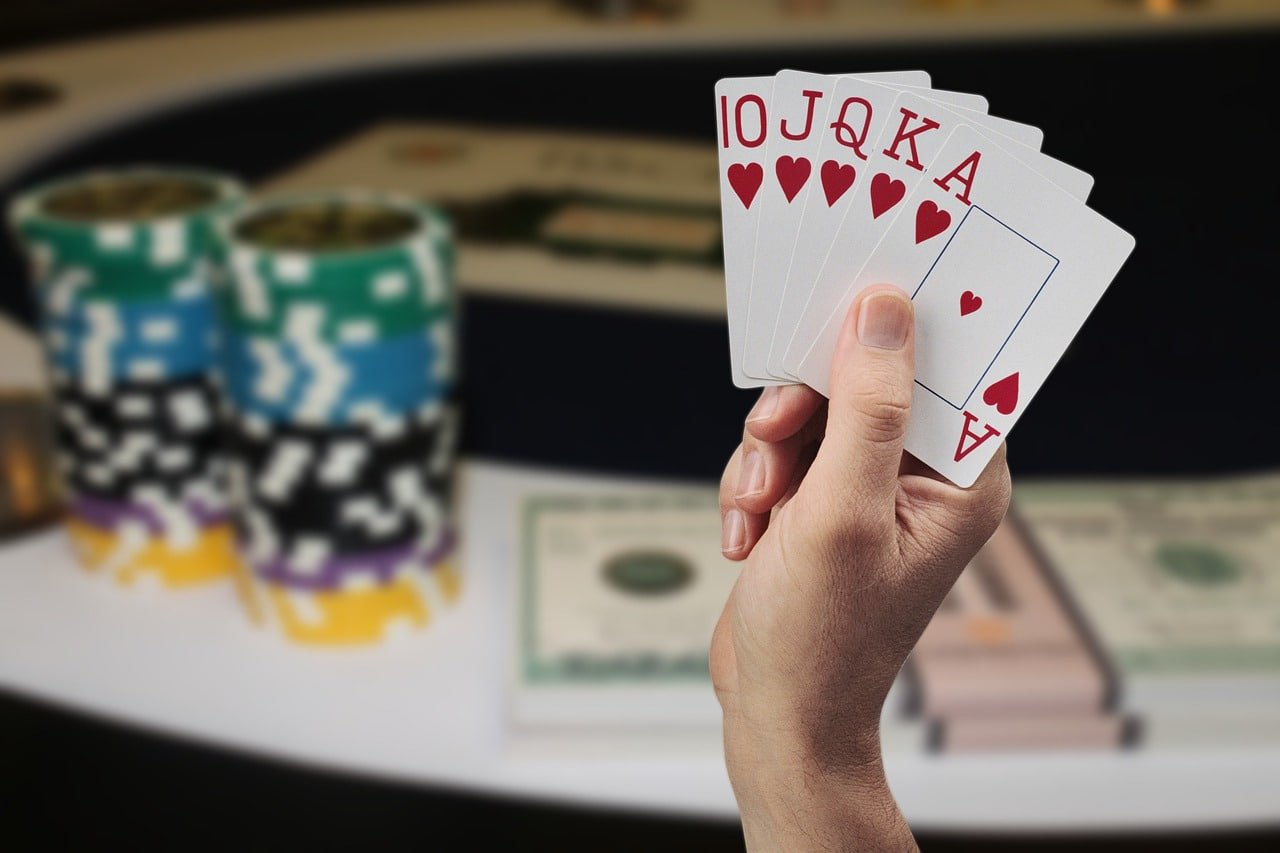 Pemain Veteran 78 menikmati sesi slot online dari smartphone dengan tampilan game yang jernih dan responsif